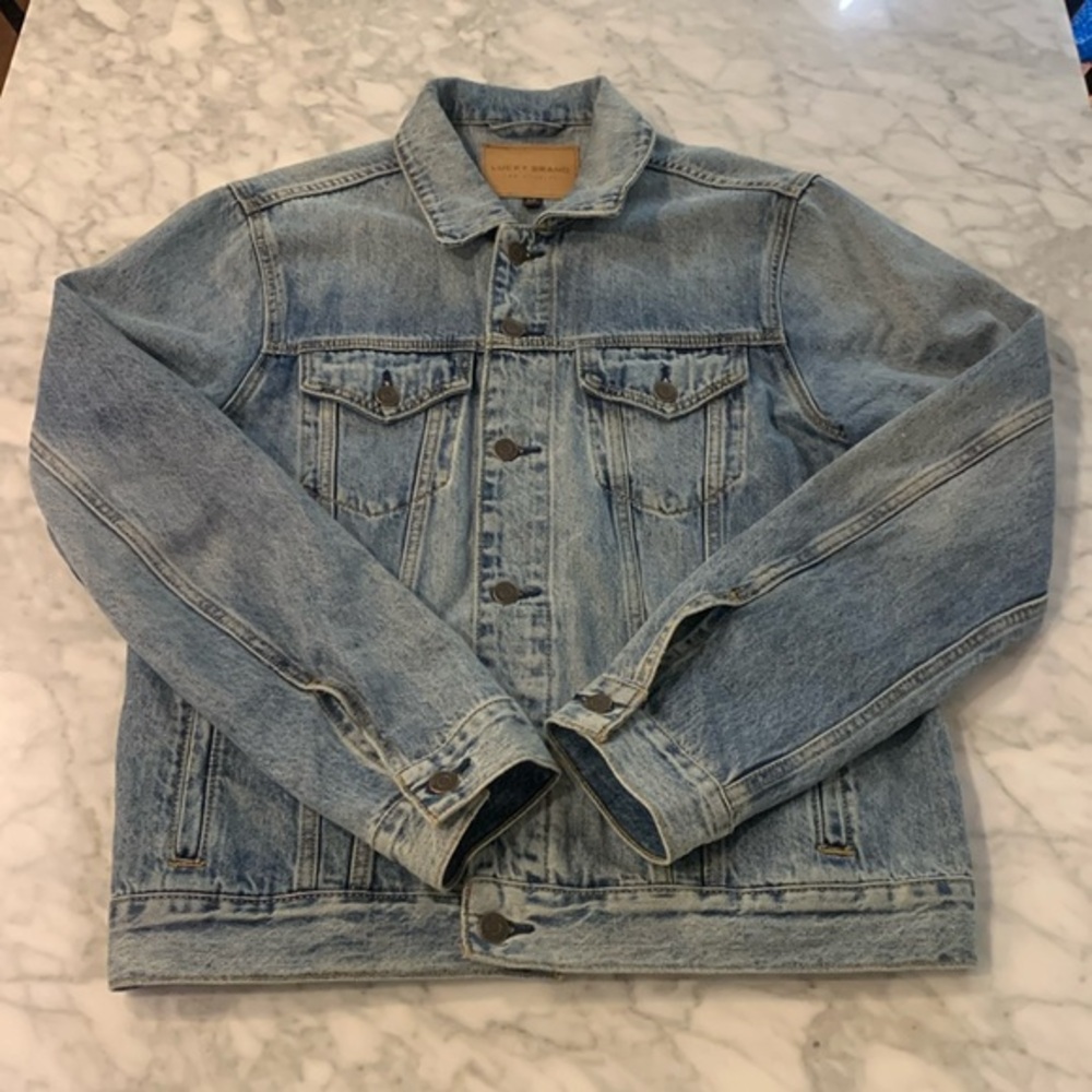 Lucky brand light wash denim jacket size small